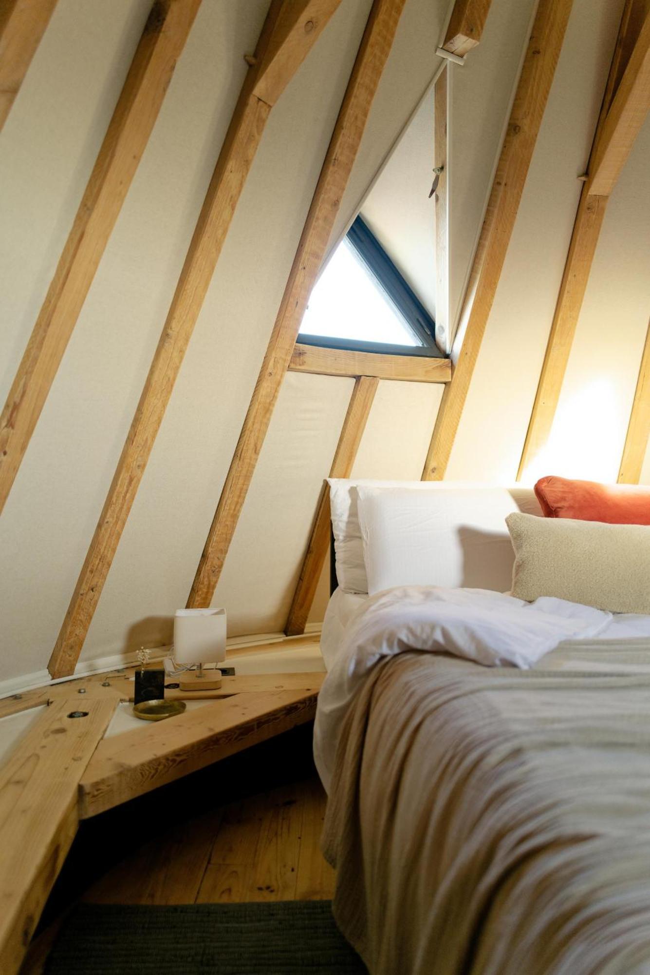 Enchanting Windmill Retreat Loubes-Bernac Exterior photo