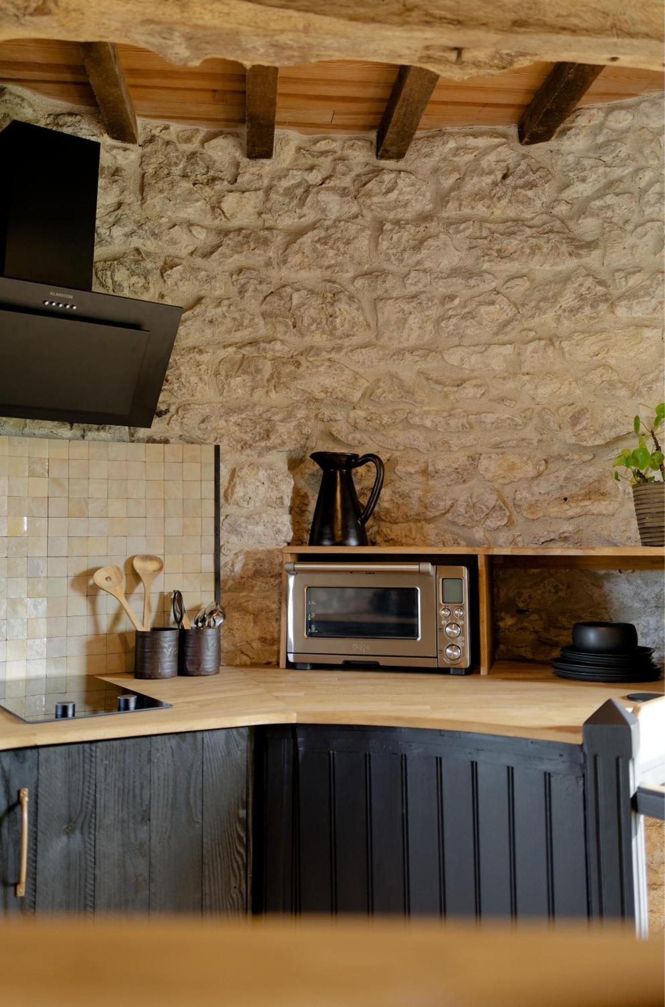 Enchanting Windmill Retreat Loubes-Bernac Exterior photo